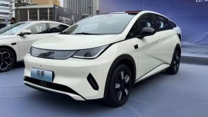BYD Dolphin 2025