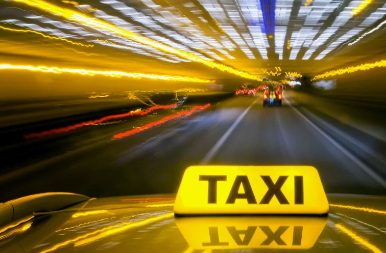 حجز موعد توصيل المطار في الكويت