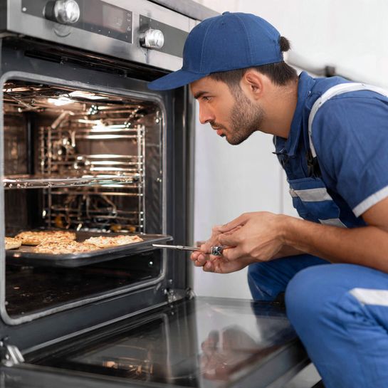 تنظيف أفران احترافي بالظهران مع التعقيم